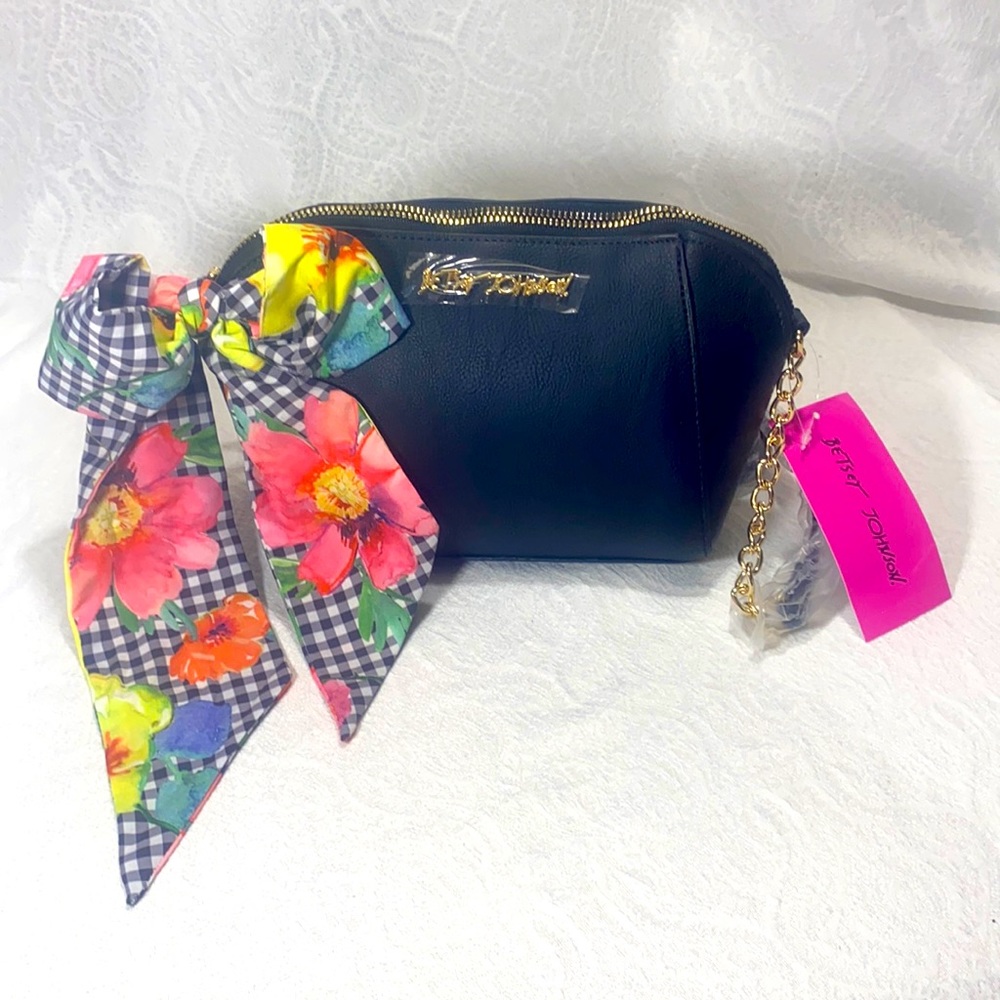 Betsey Johnson Crossbody black purse cross body bag gingham buffalo check Luv